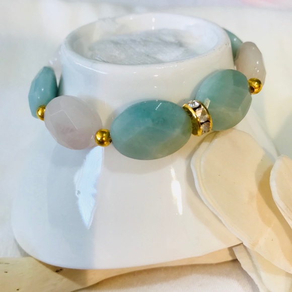 Quartz stone beaded bracelet - Picture 2 of 2